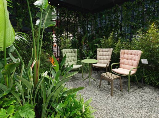 Стол пластиковый обеденный Spritz + Spritz Mini агава Ø605х400-765 мм Стол пластиковый обеденный Spritz + Spritz Mini агава Ø605х400-765 мм