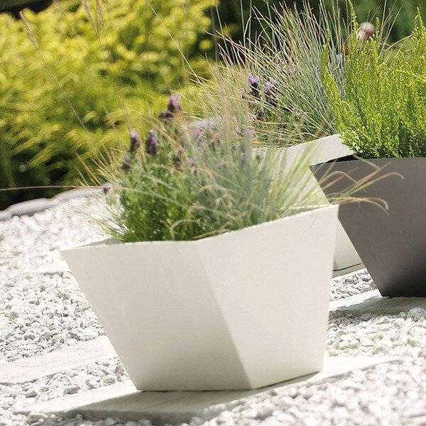 Кашпо для цветов "Prosperplast Tubus Case", белый, 38,6л Кашпо для цветов "Prosperplast Tubus Case", белый, 38,6л