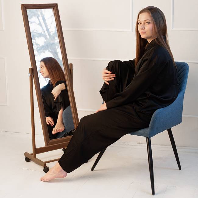 Зеркало напольное BeautyStyle 27 средне-коричневый 135 см х 42,5 см Зеркало напольное BeautyStyle 27 средне-коричневый 135 см х 42,5 см