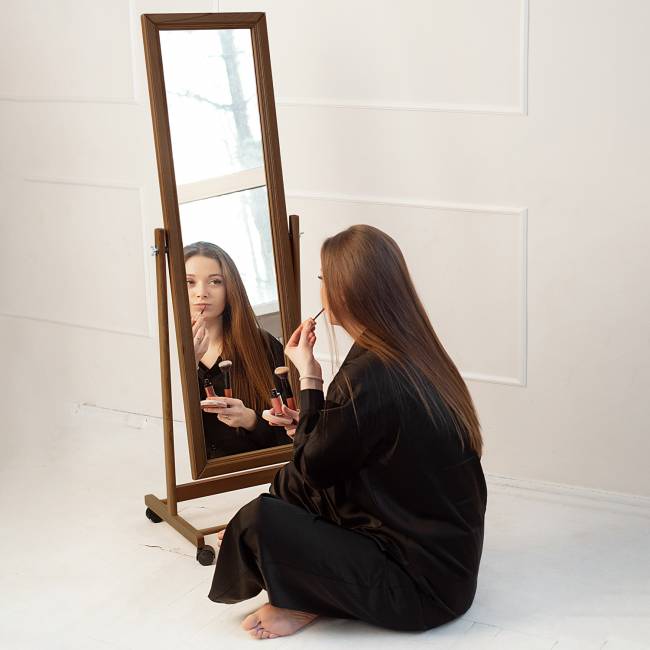 Зеркало напольное BeautyStyle 27 средне-коричневый 135 см х 42,5 см Зеркало напольное BeautyStyle 27 средне-коричневый 135 см х 42,5 см