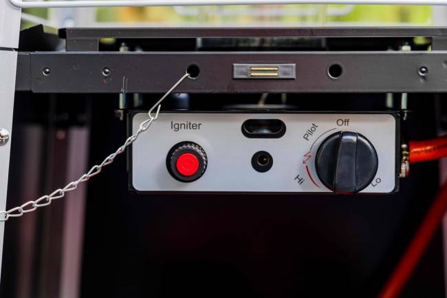 Уличный газовый обогреватель ADAM из металла Уличный газовый обогреватель ADAM из металла