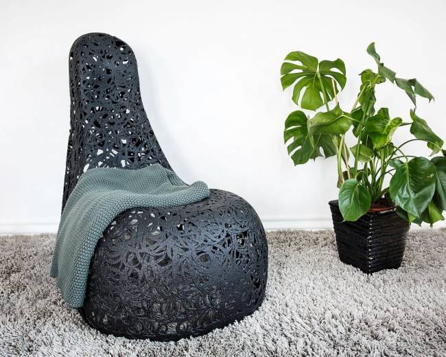 Базальтовое кресло "Well Chair", Черное